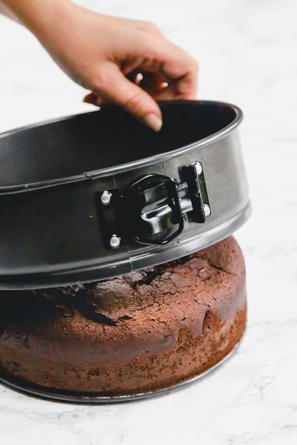 137142 KCMCHB19 MC Non-Stick Spring Form Loose Base Cake Pan Round 20cm (8 137142 KCMCHB19 MC Non-Stick Spring Form Loose Base Cake Pan Round 20cm (8