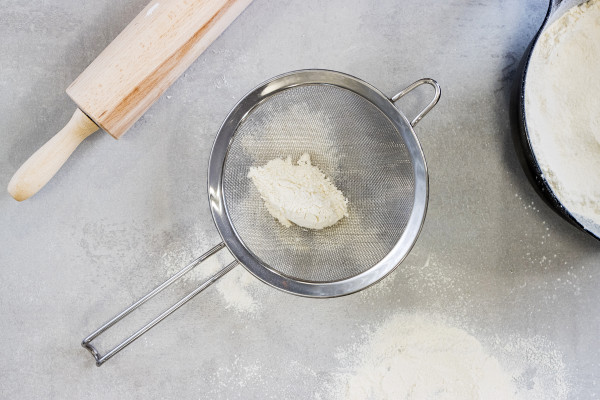 MCSS180 - MC SIEVE 18CM FINE MESH ROUND Stainless STEEL กระชอนสเตนเลสมาสเตอร์คลาส 18 cm MCSS180 - MC SIEVE 18CM FINE MESH ROUND Stainless STEEL กระชอนสเตนเลสมาสเตอร์คลาส 18 cm