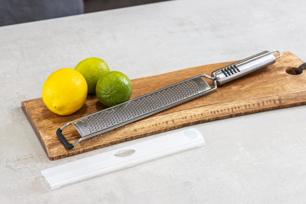 MCGRATEZEST - MC FLAT ZESTER GRATER S/STEEL ที่ขูดผิวเลมอนสเตนเลสแบบมือจับใหญ่มาสเตอร์คลาส