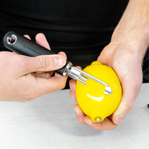 MCSGNWLP - MC FIXED HEAD PEELER SOFT GRIP S/STEEL ที่ปอกเปลือกมาสเตอร์คลาส MCSGNWLP - MC FIXED HEAD PEELER SOFT GRIP S/STEEL ที่ปอกเปลือกมาสเตอร์คลาส