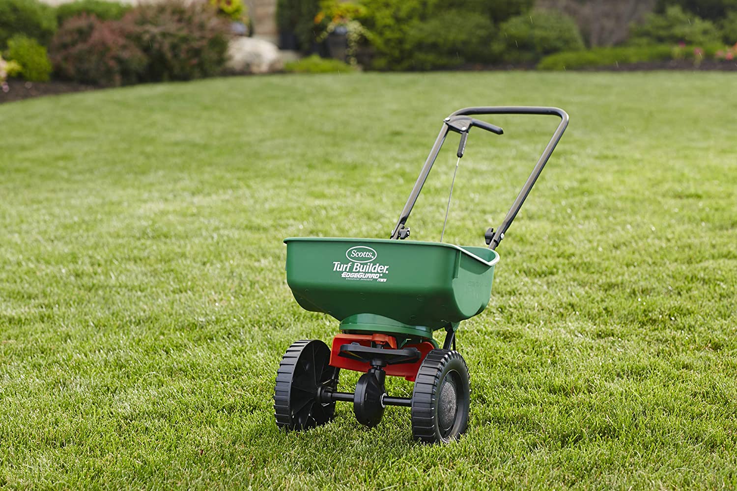 Scotts Turf Builder Edgeguard Mini Broadcast Spreader รถเข็นโรยปุ๋ย / เมล็ดพืชสก๊อตส์
